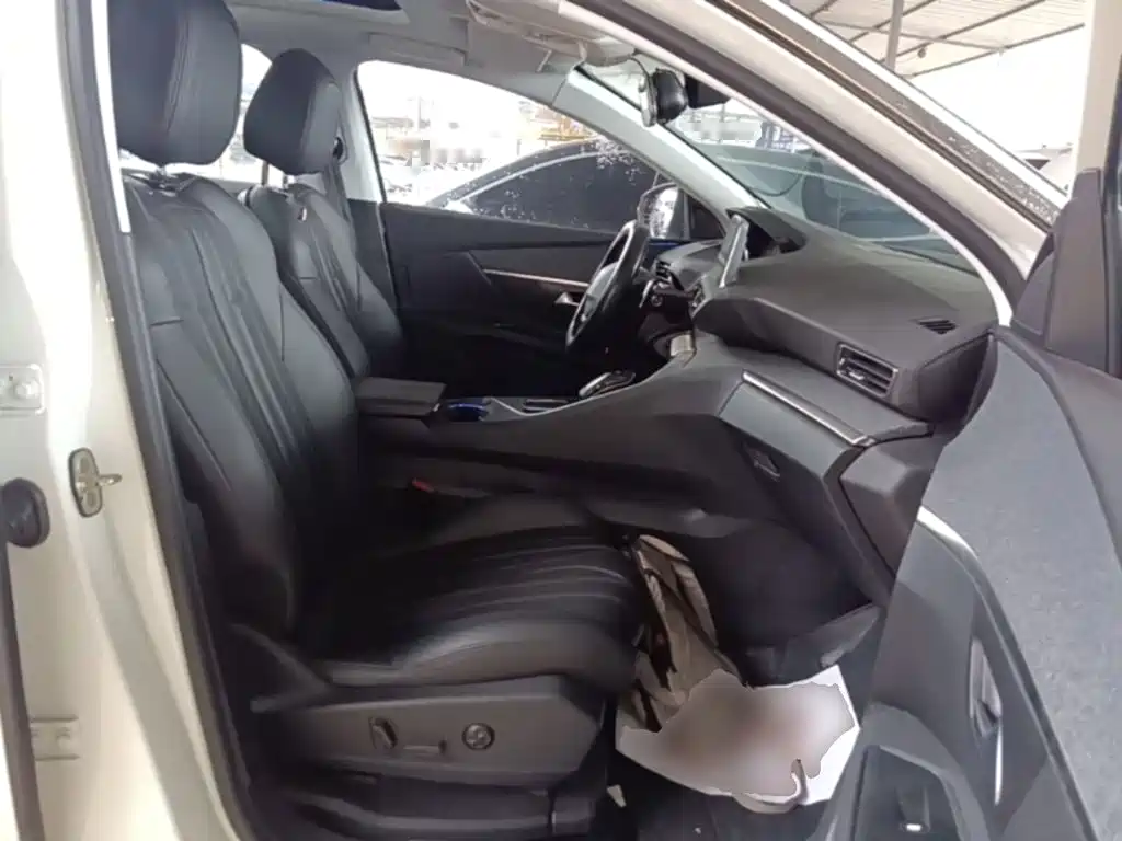 Peugeot 4008 — миниатюра 25
