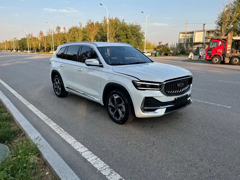 Geely Xingyue L — миниатюра 3