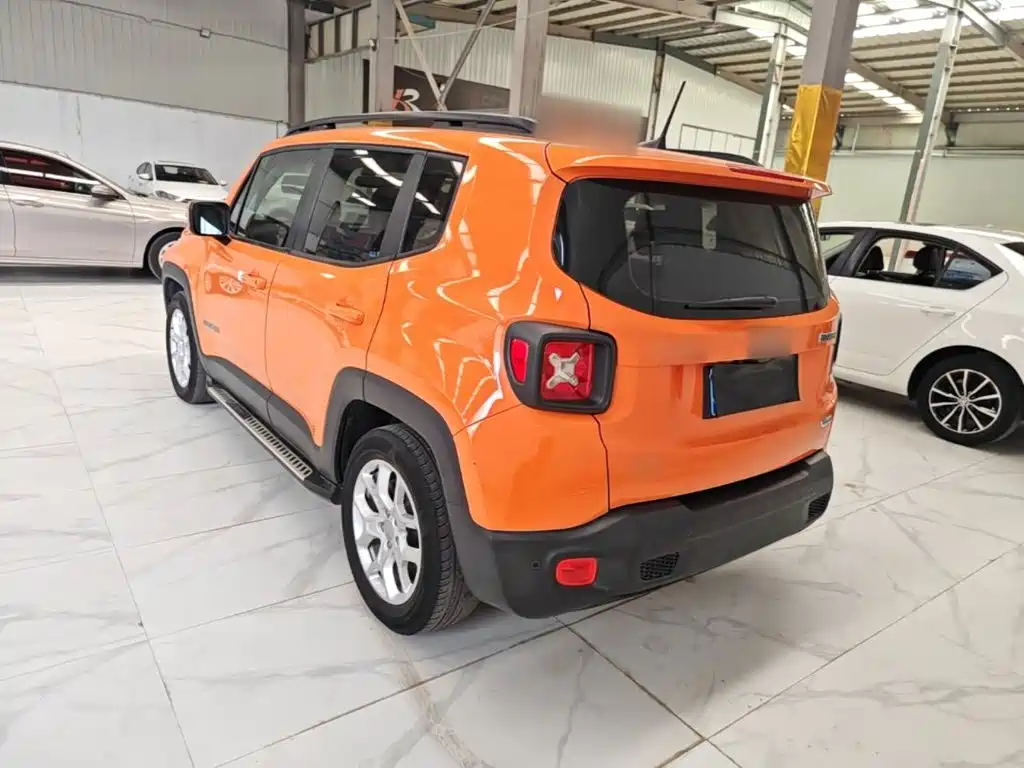 Jeep Renegade — миниатюра 5