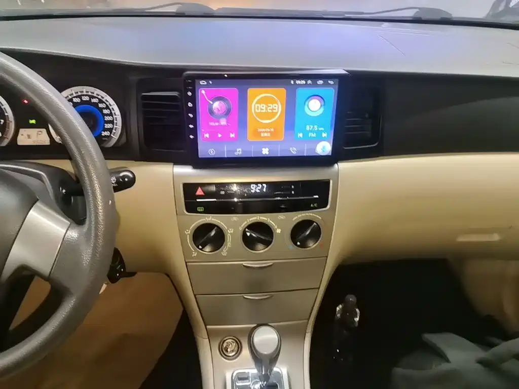 Toyota Corolla — миниатюра 13