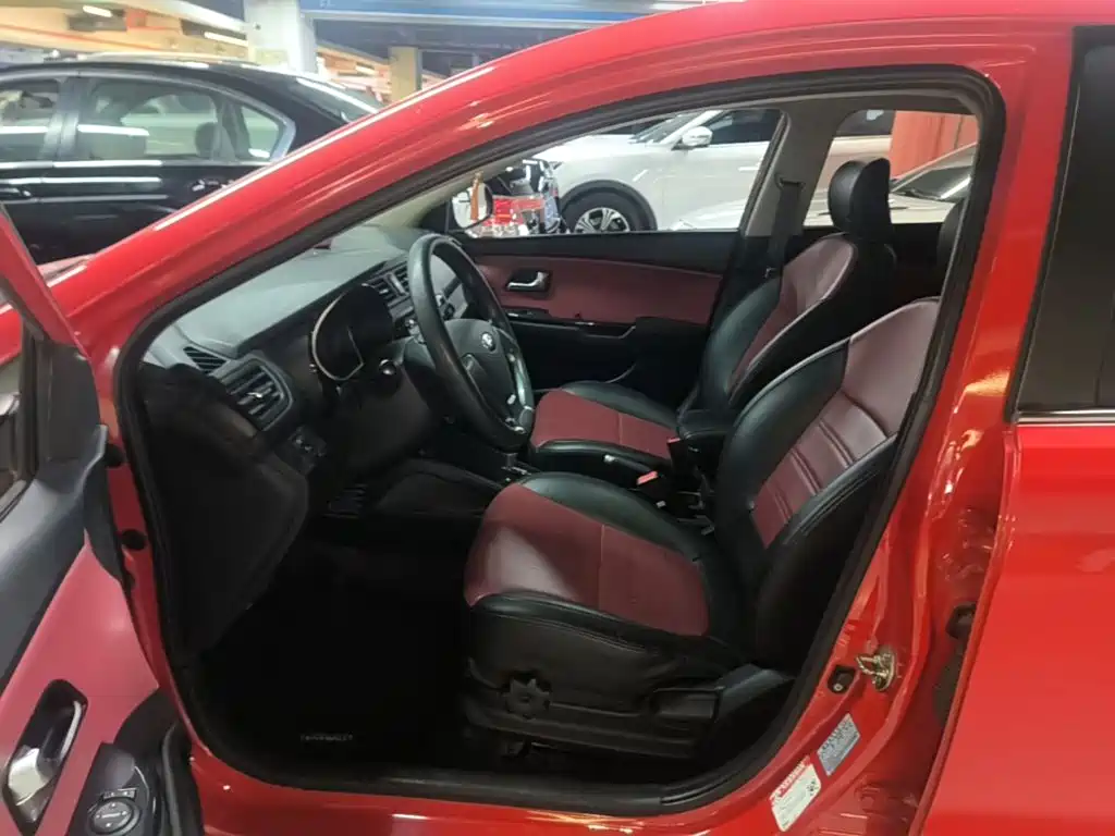 Kia K2 — миниатюра 15