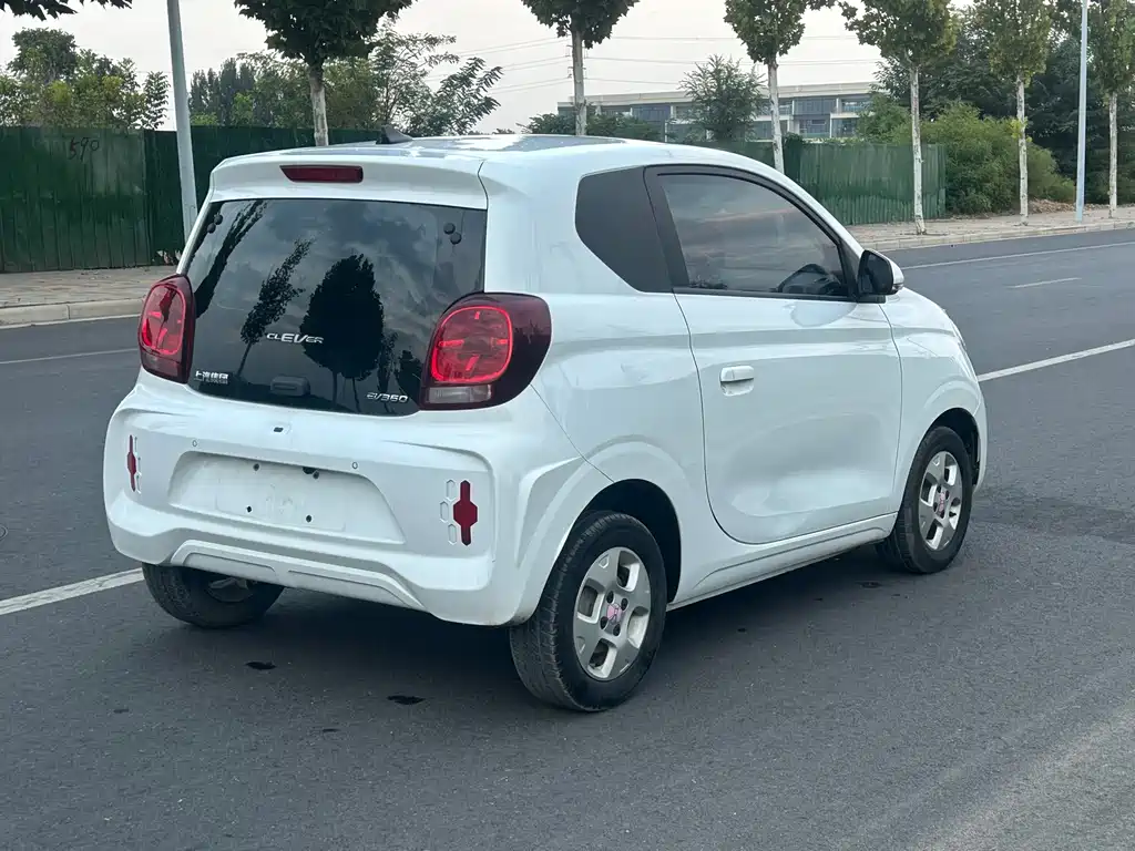Roewe Clever — миниатюра 9