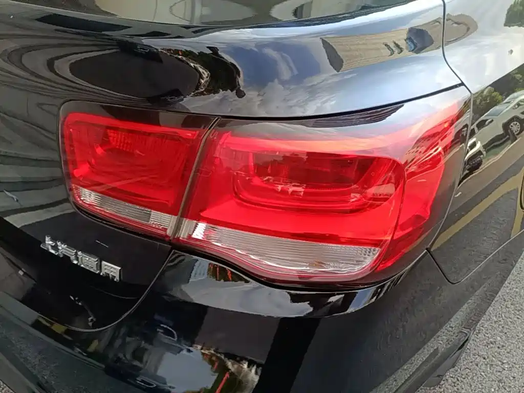 Chevrolet Malibu — миниатюра 8
