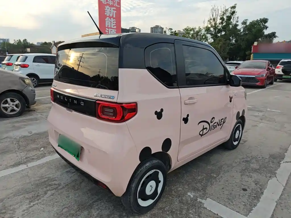 Wuling MINIEV — миниатюра 7