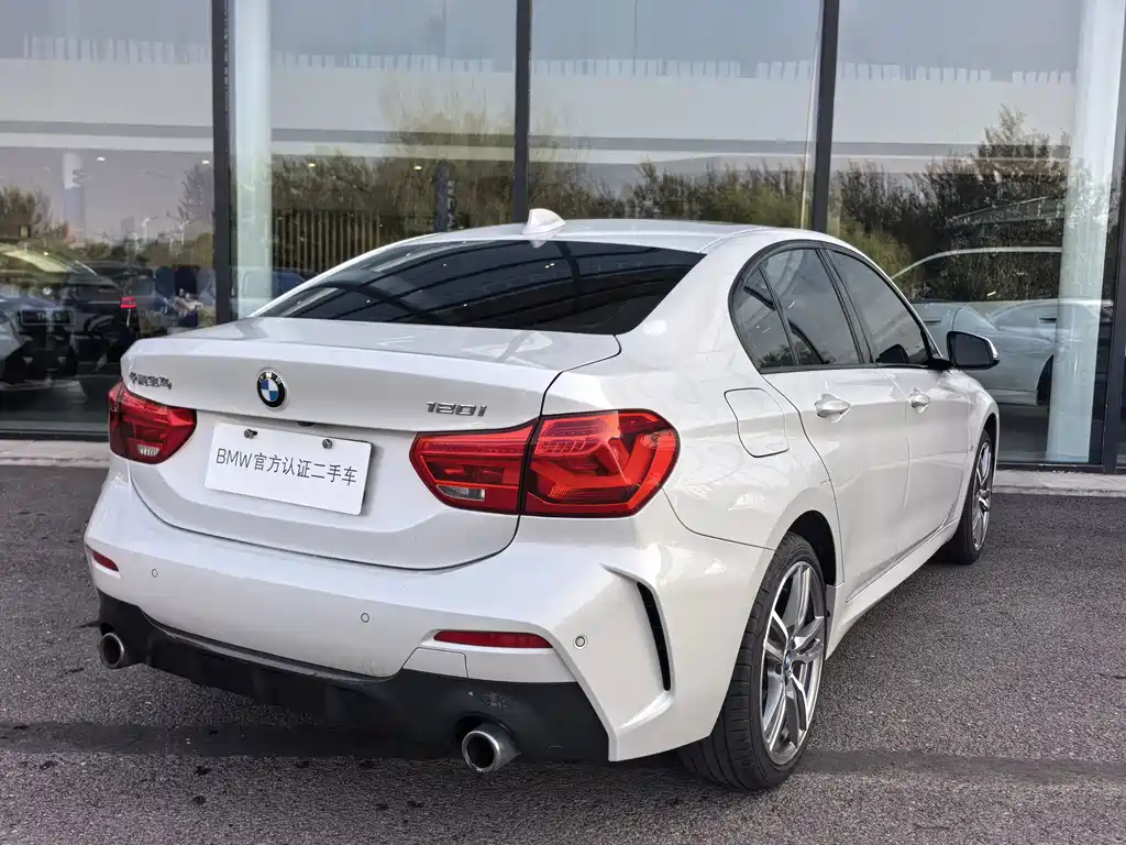 BMW 1 Series — миниатюра 6