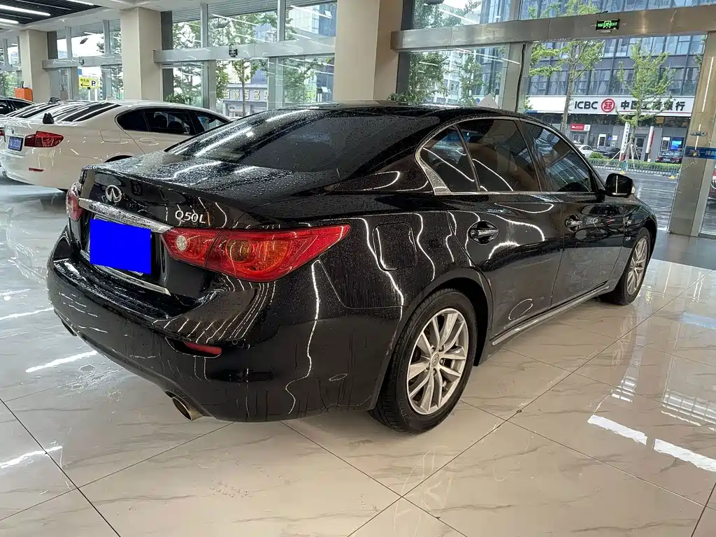 Infiniti Q50L — миниатюра 5