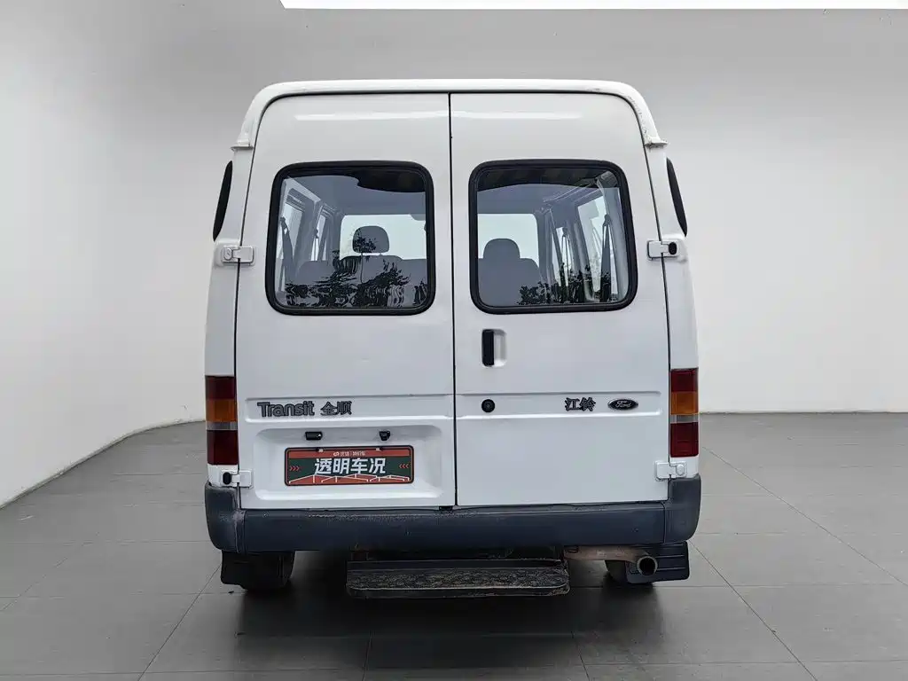Ford Transit Classic — миниатюра 4