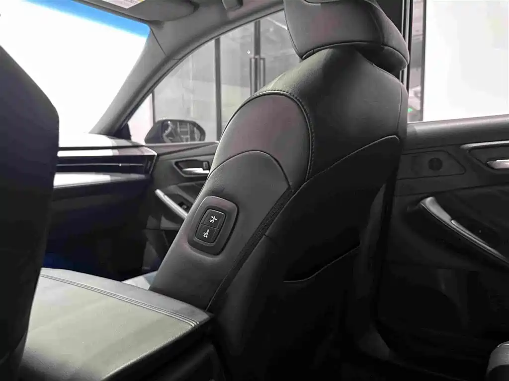 Toyota Avalon — миниатюра 23