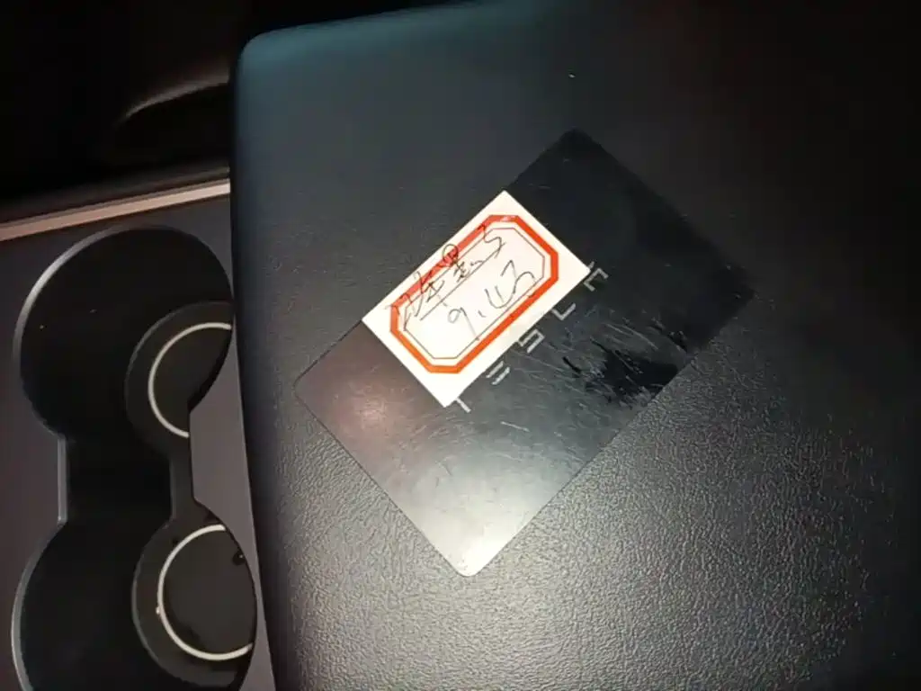 Tesla Model 3 — миниатюра 9