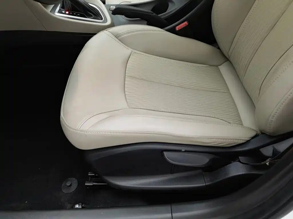 Buick Excelle — миниатюра 20