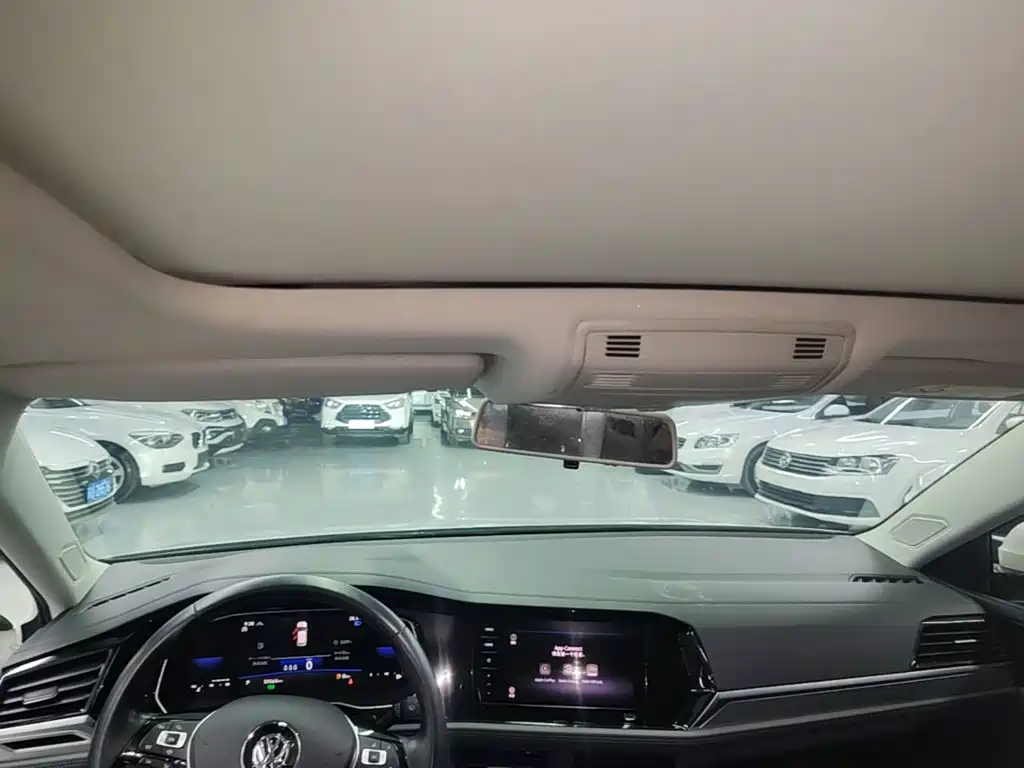 Volkswagen Sagitar — миниатюра 18