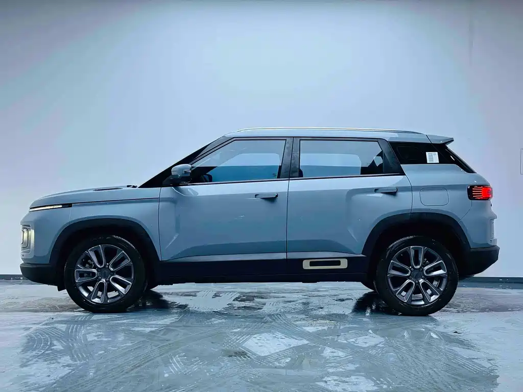 GEELY AUTOMOBILE GEELY ICON