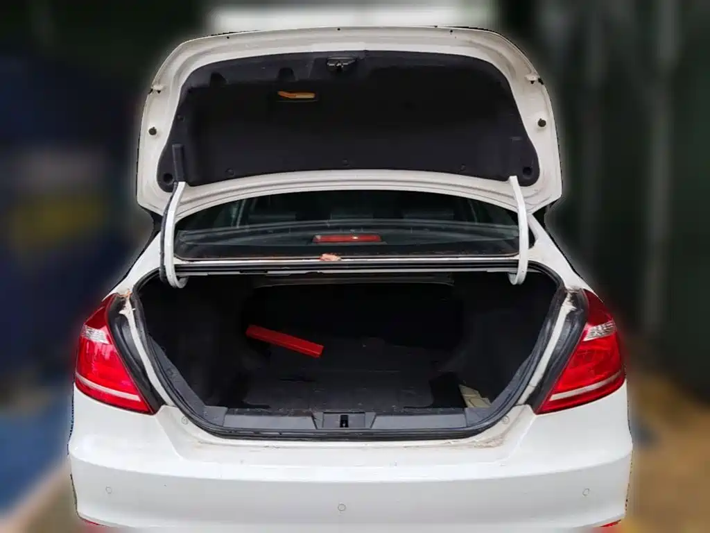 Geely Emgrand — миниатюра 24