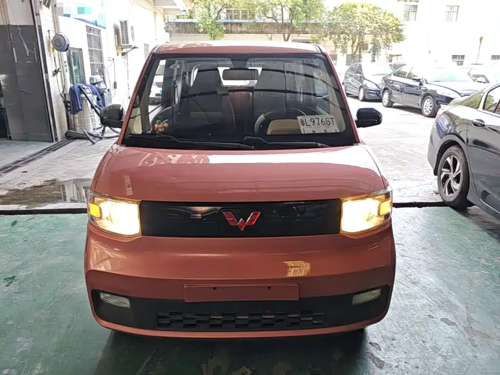 Wuling MINIEV — миниатюра 3