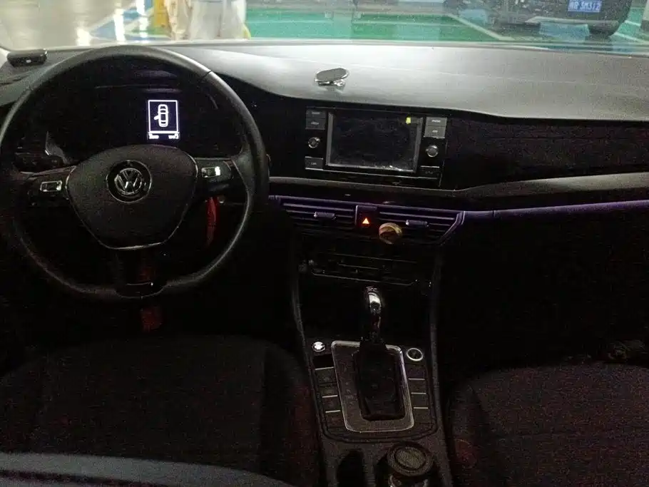 Volkswagen Bora — миниатюра 12