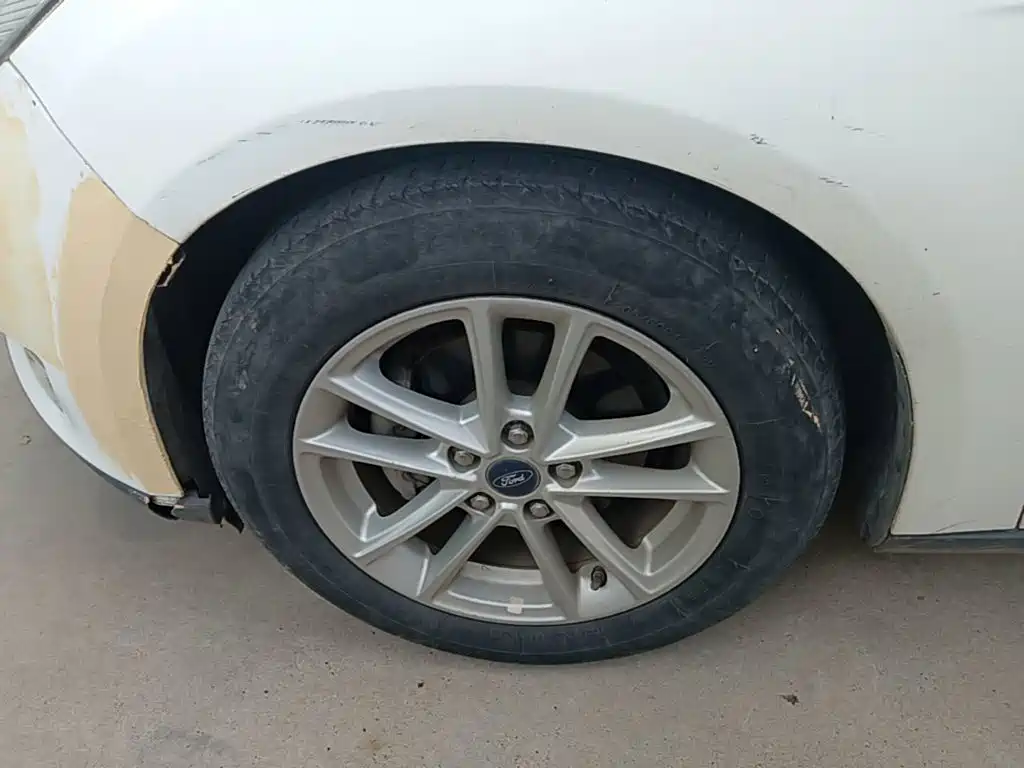 Ford Focus — миниатюра 23