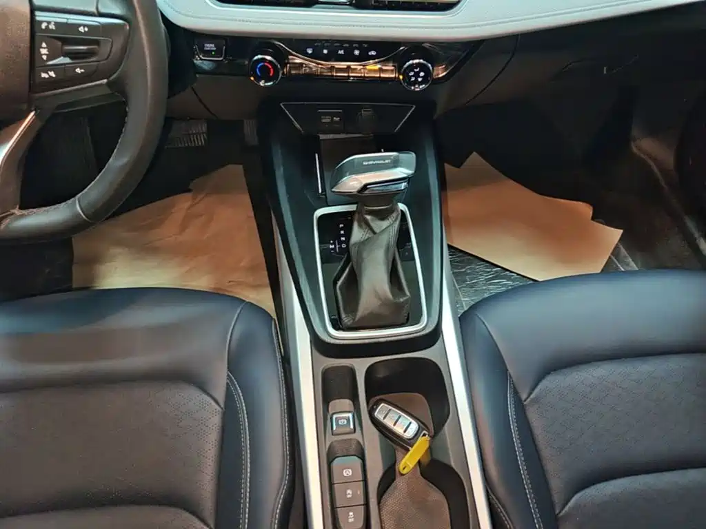 Chevrolet Monza — миниатюра 14