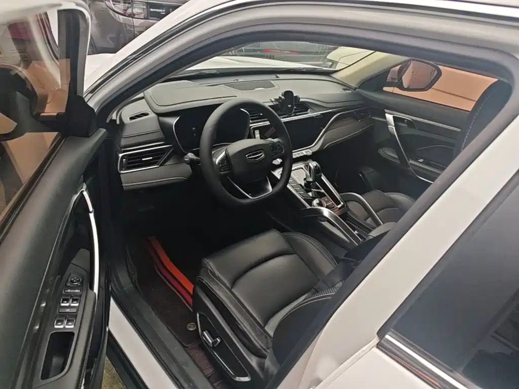 Geely Boyue — миниатюра 16