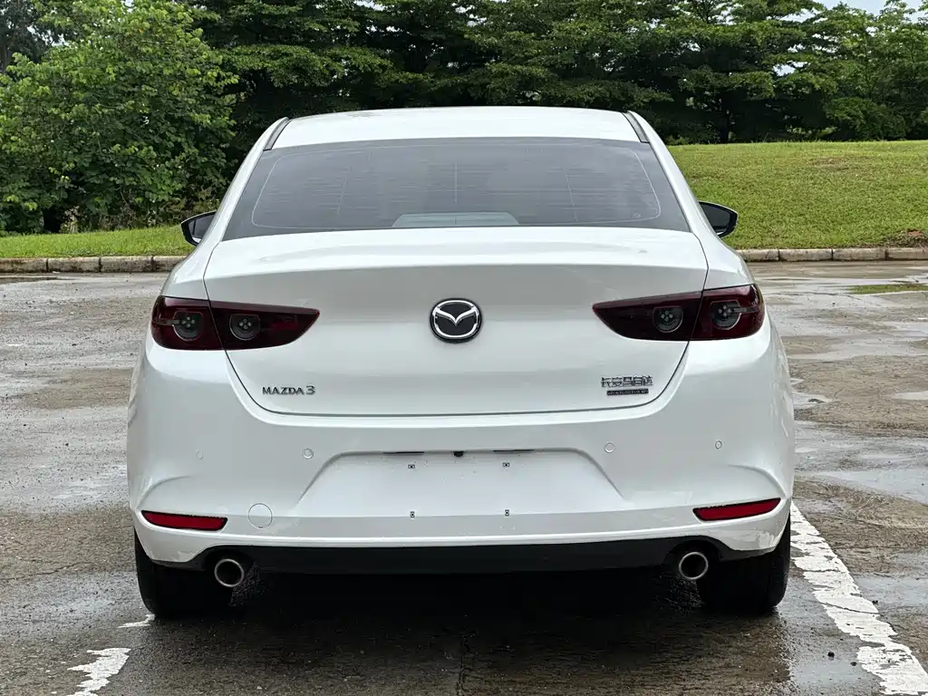 Mazda 3 Axela — миниатюра 4