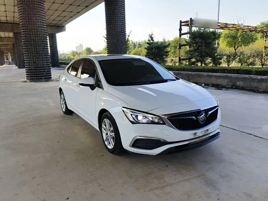 Buick Verano — миниатюра 4