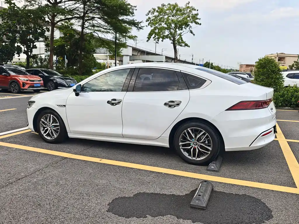 BYD Qin PLUS — миниатюра 26