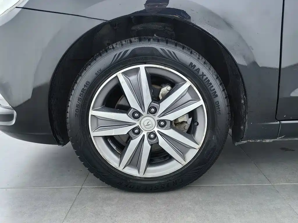 Changan Eado — миниатюра 17