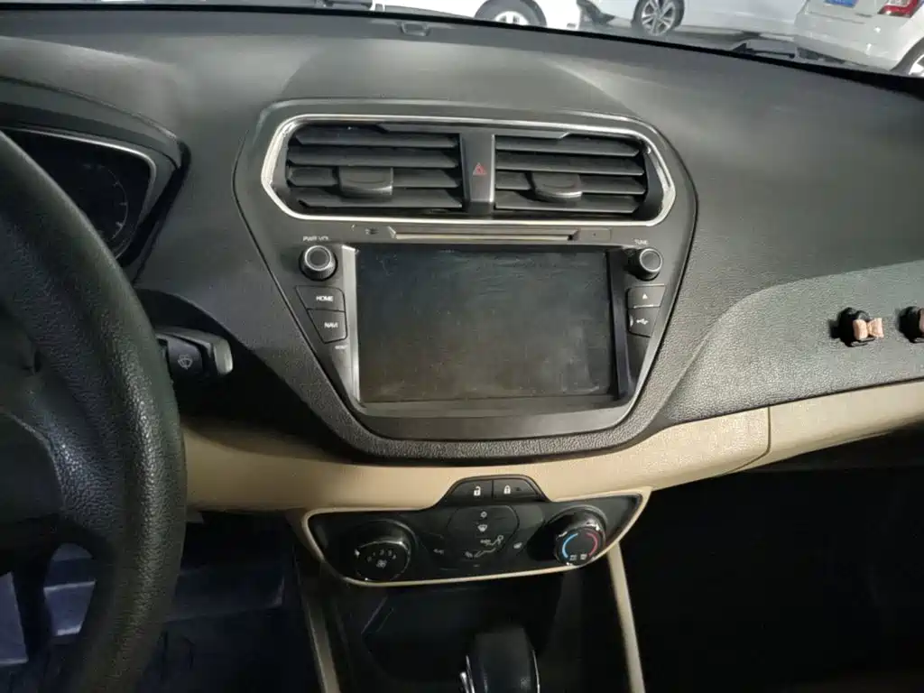 Ford Escort — миниатюра 13