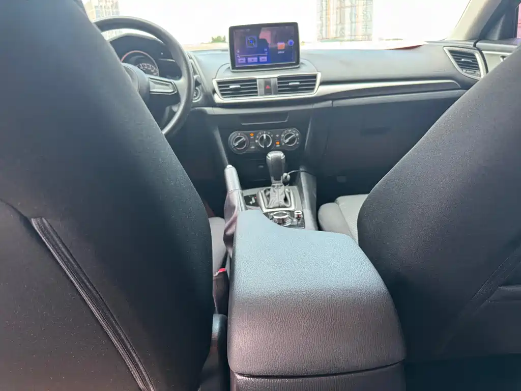 Mazda 3 Axela — миниатюра 7