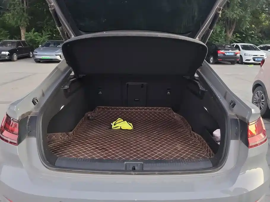 Volkswagen CC — миниатюра 4