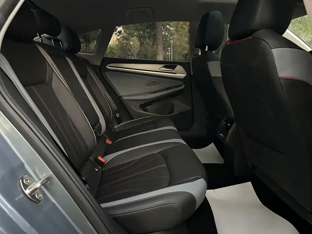 Volkswagen Lamando — миниатюра 19