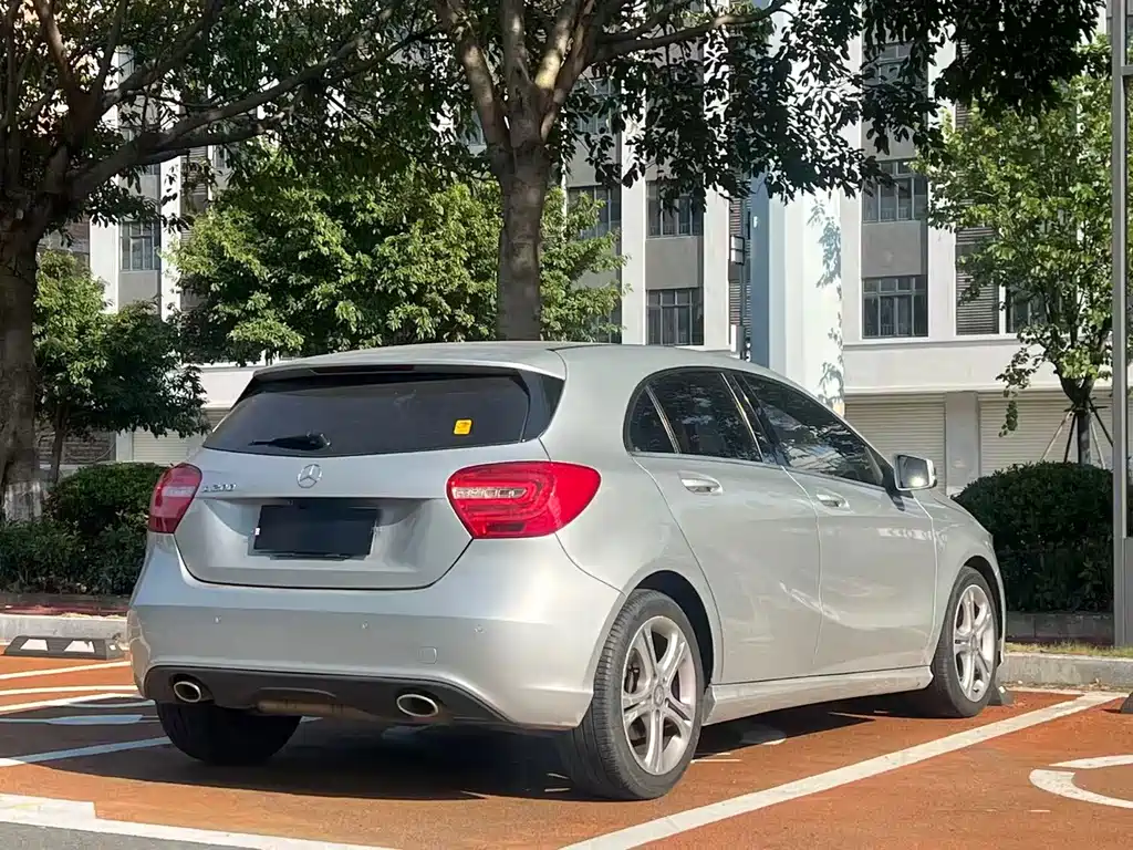 Mercedes-Benz A-Class (Import) — миниатюра 9