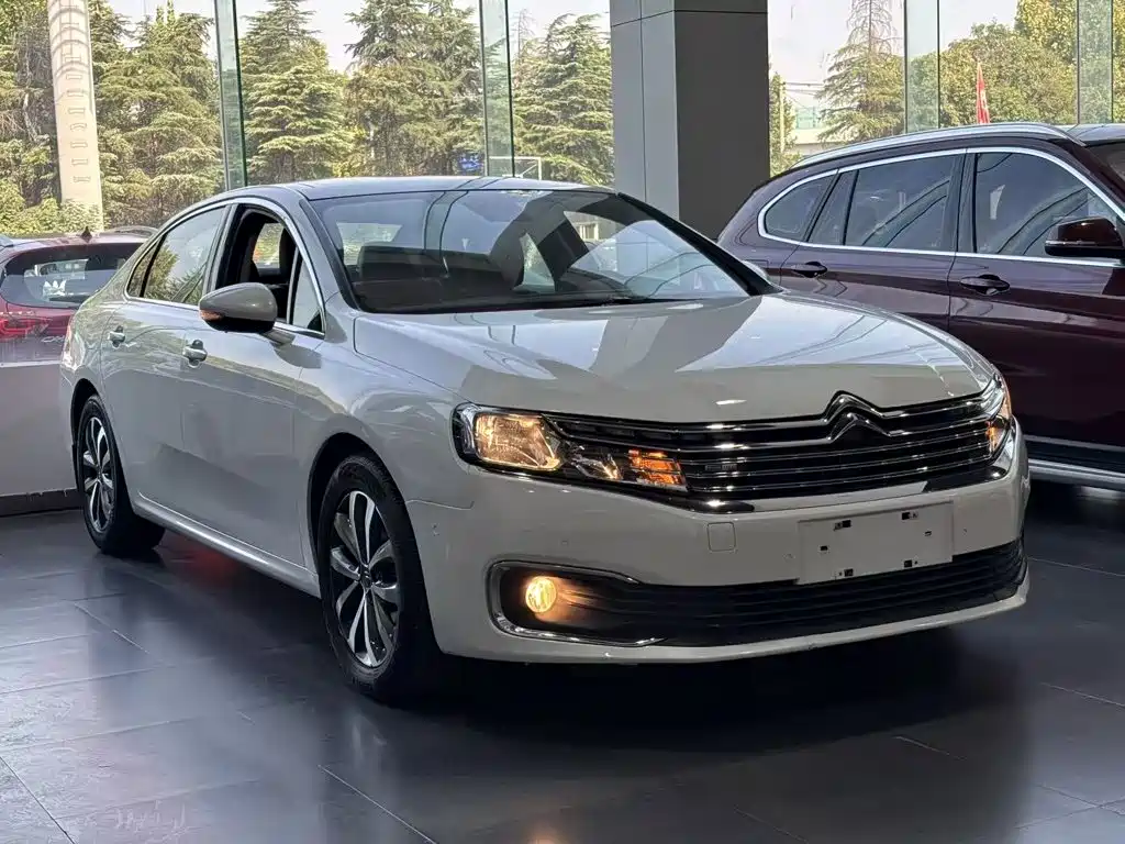 Citroen C6 — миниатюра 4