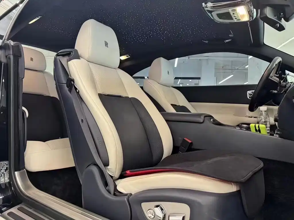 Rolls-Royce Wraith — миниатюра 4