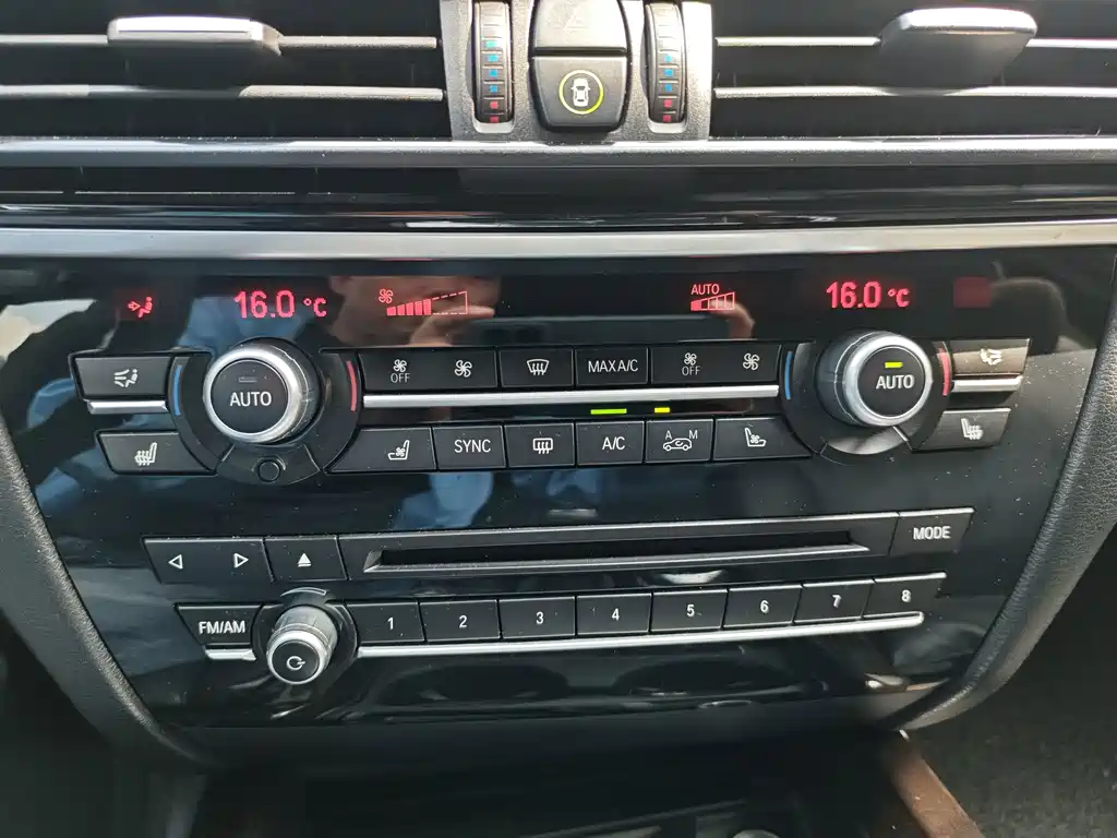 BMW X5 (Import) — миниатюра 18