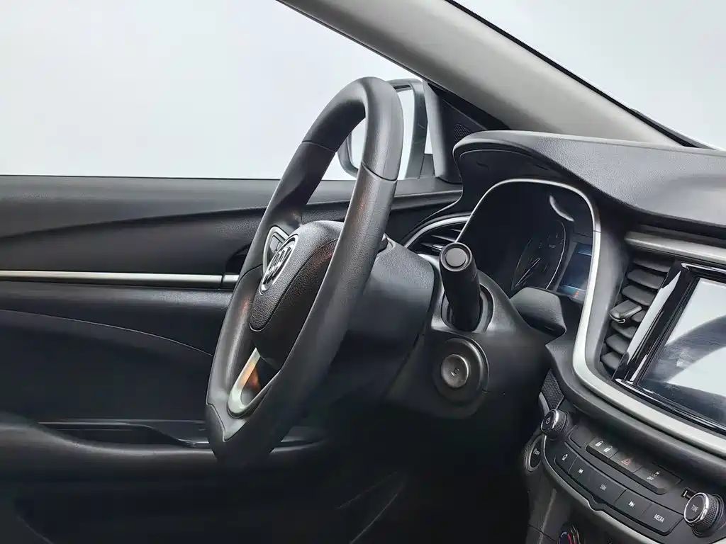 Buick Excelle — миниатюра 22