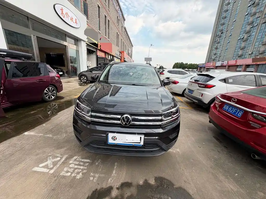Volkswagen Tharu — миниатюра 2