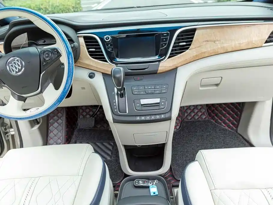 Buick GL8 — миниатюра 16