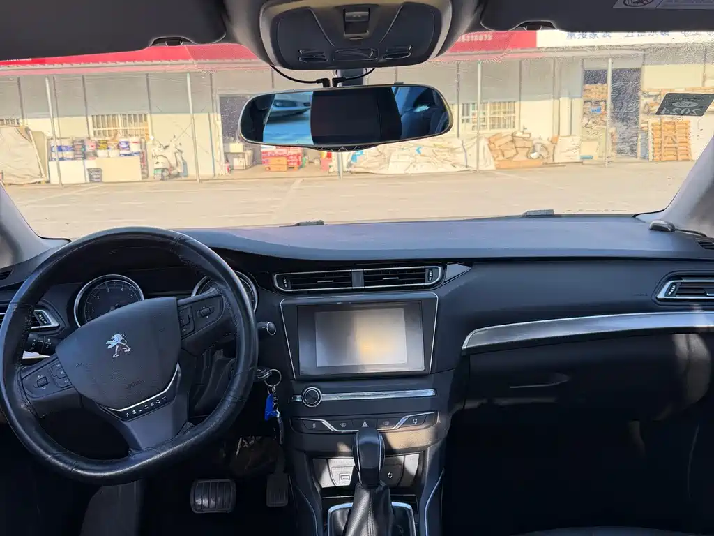 Peugeot 408 — миниатюра 6