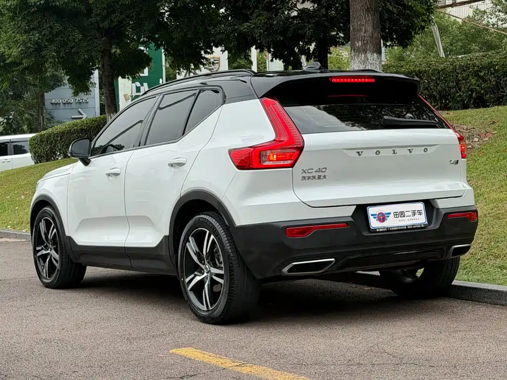 Volvo XC40 — миниатюра 4