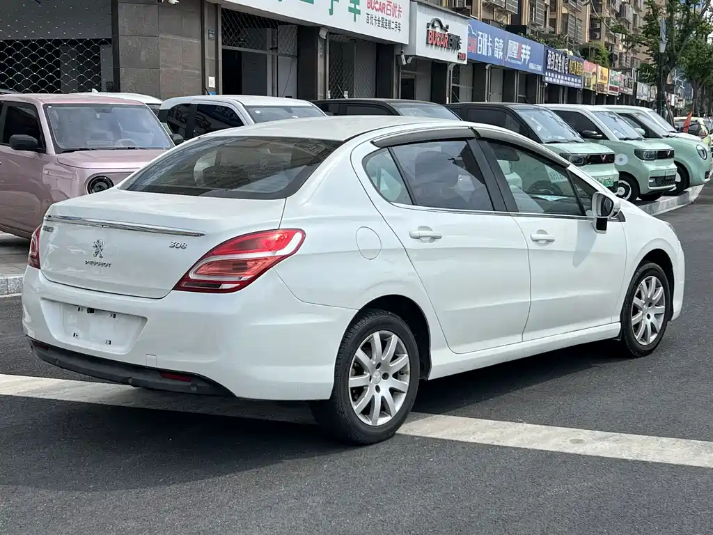 Peugeot 308 — миниатюра 4