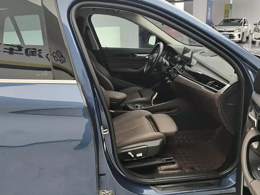 BMW X1 — миниатюра 8