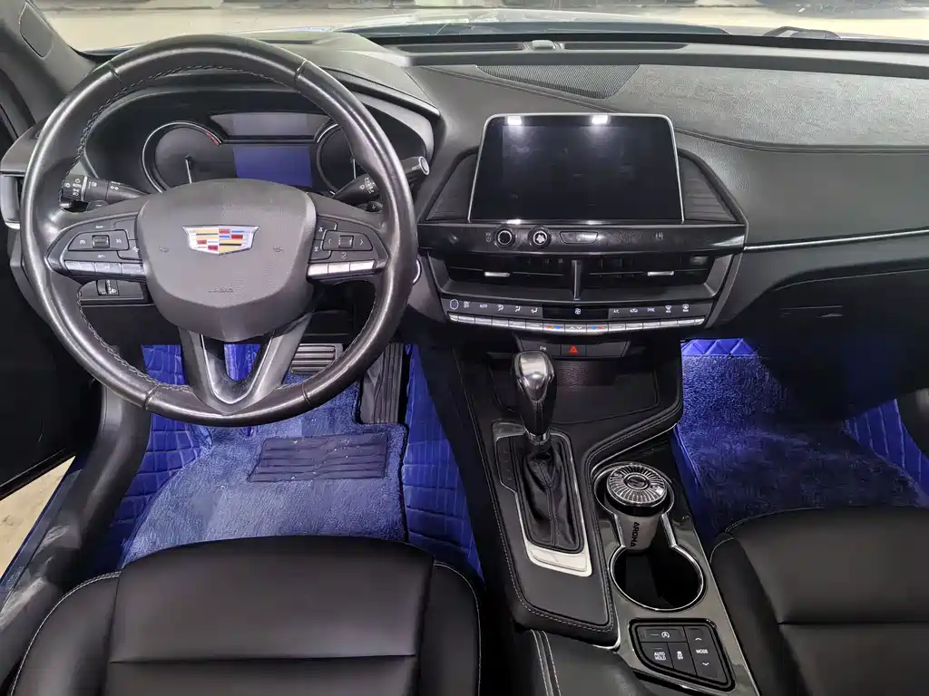 Cadillac CT4 — миниатюра 5
