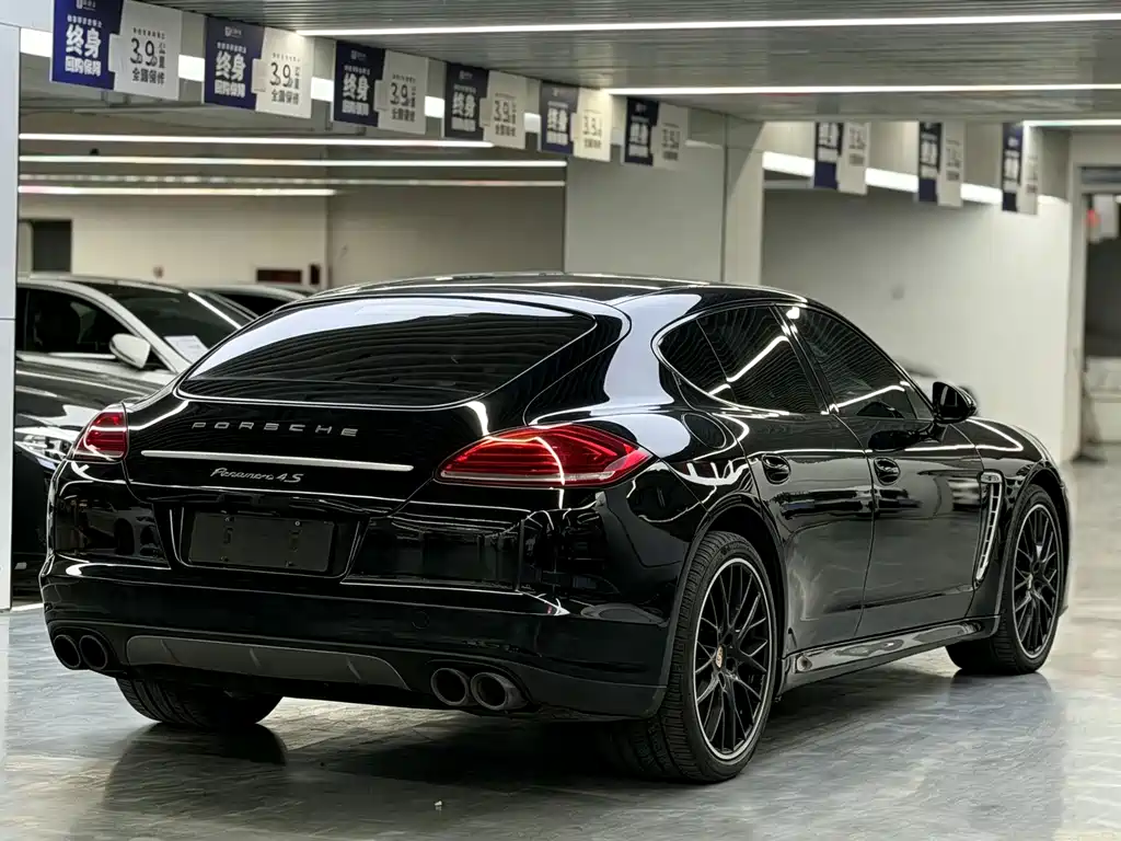 Porsche Panamera — миниатюра 10