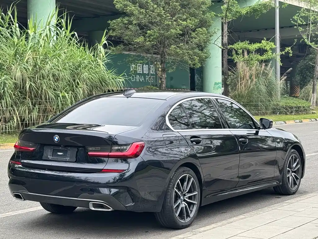 BMW 3 Series — миниатюра 4