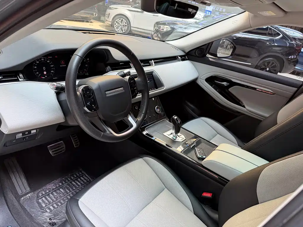 Land Rover Evoque — миниатюра 8