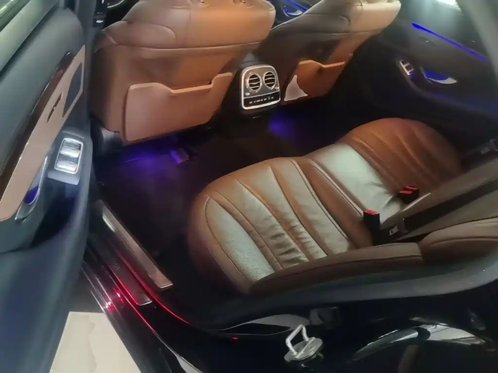 Mercedes-Benz S-Class — миниатюра 17