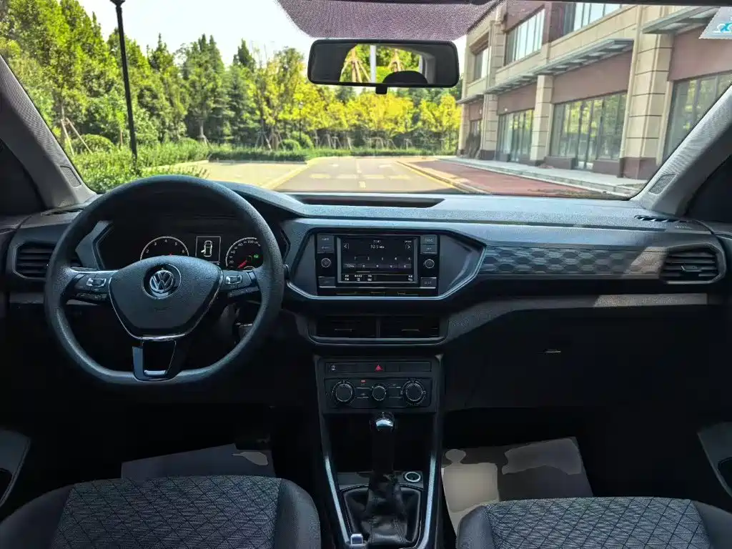 Volkswagen T-Cross — миниатюра 10
