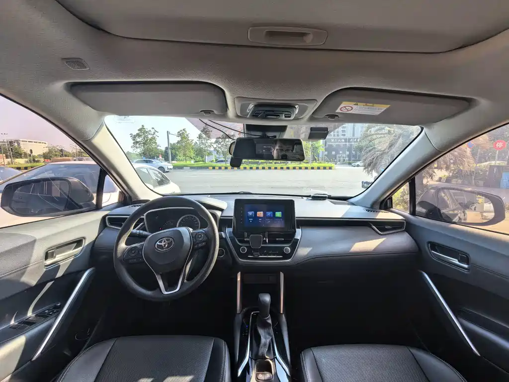 Toyota Frontlander — миниатюра 8