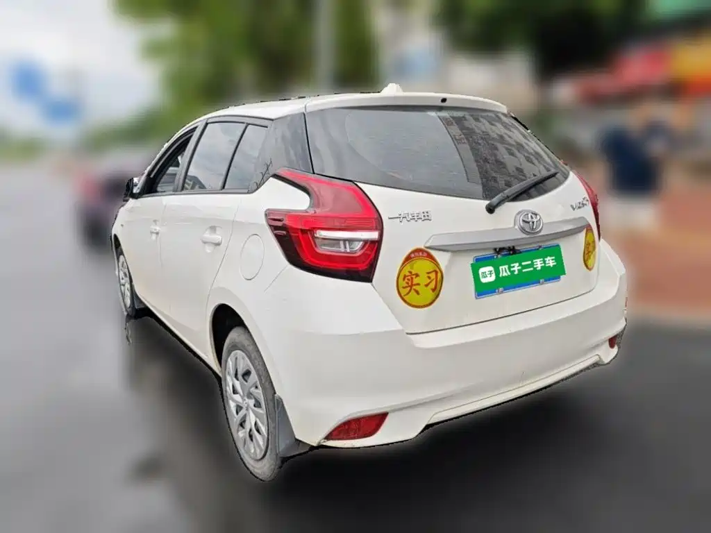 Toyota Vios FS — миниатюра 4