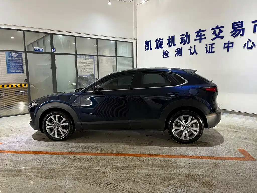 MAZDA CX 30